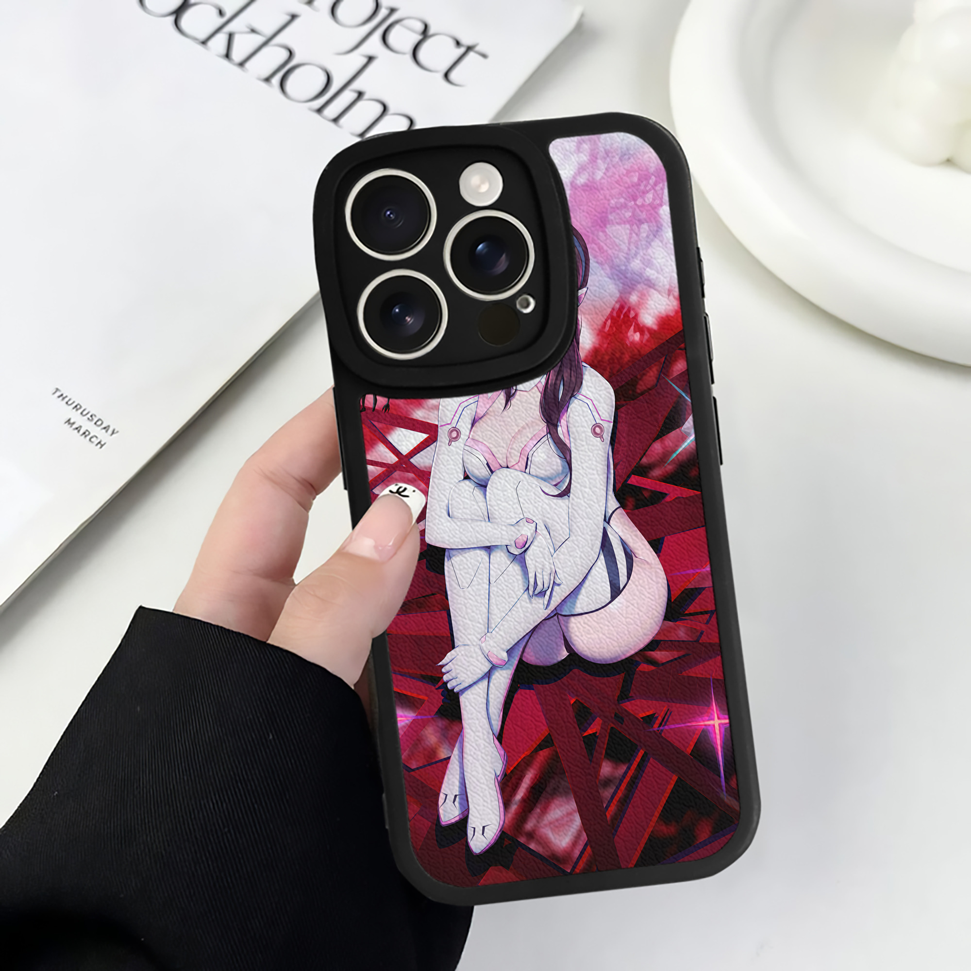 （画像用） EVA 新世紀エヴァンゲリオン 【iPhone 16シリーズ対応】シリコンスマホケース（レザー調） 材質：シリコン